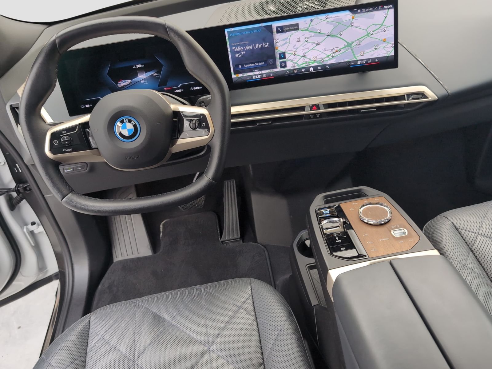 BMW iX - Bild 12