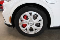 Fahrzeugabbildung Ford Mustang Mach-E 99 kWh AWD White Edition