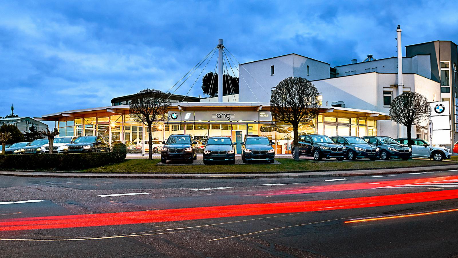 showroom-image-main
