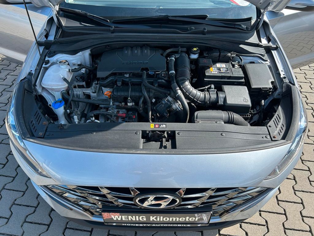 Car Image 26