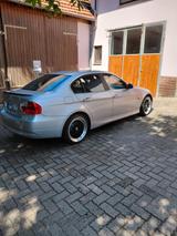 BMW 325xi -Automatik-Achtfachbereift - BMW 325: 325xi