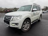 Mitsubishi Pajero 3.2DI-D 5D 4WD Aut. 200PS NR: 62017 LKW