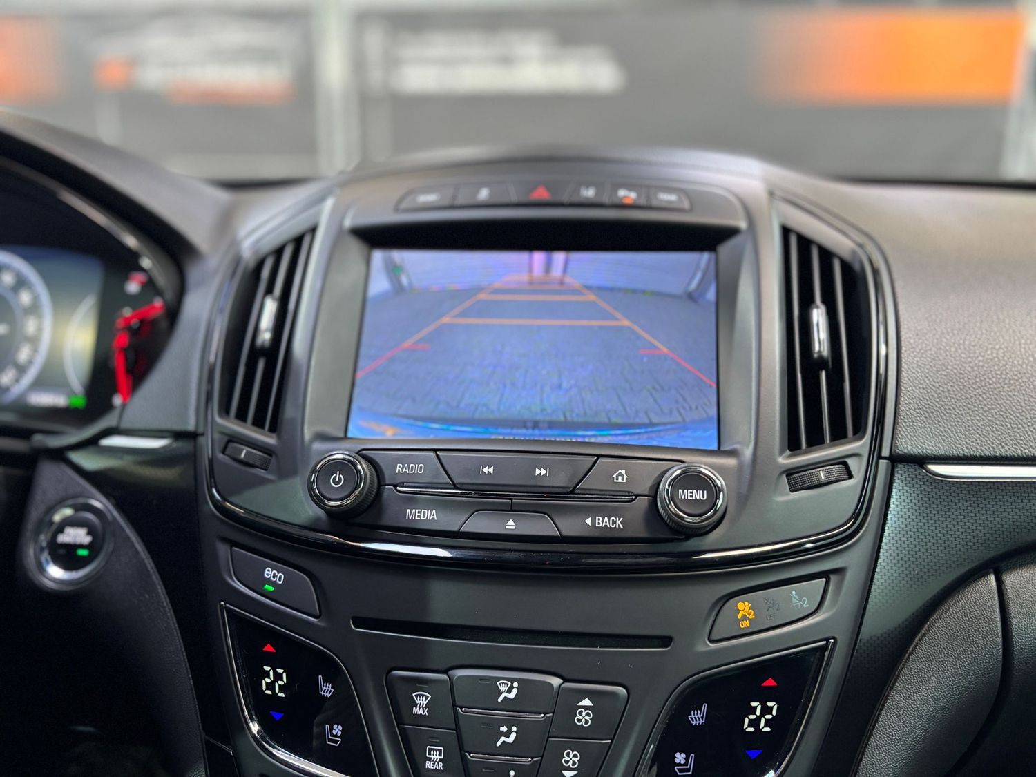 Fahrzeugabbildung Opel Insignia OPC Innovation 4x4#Kamera#Bose#beheizb.