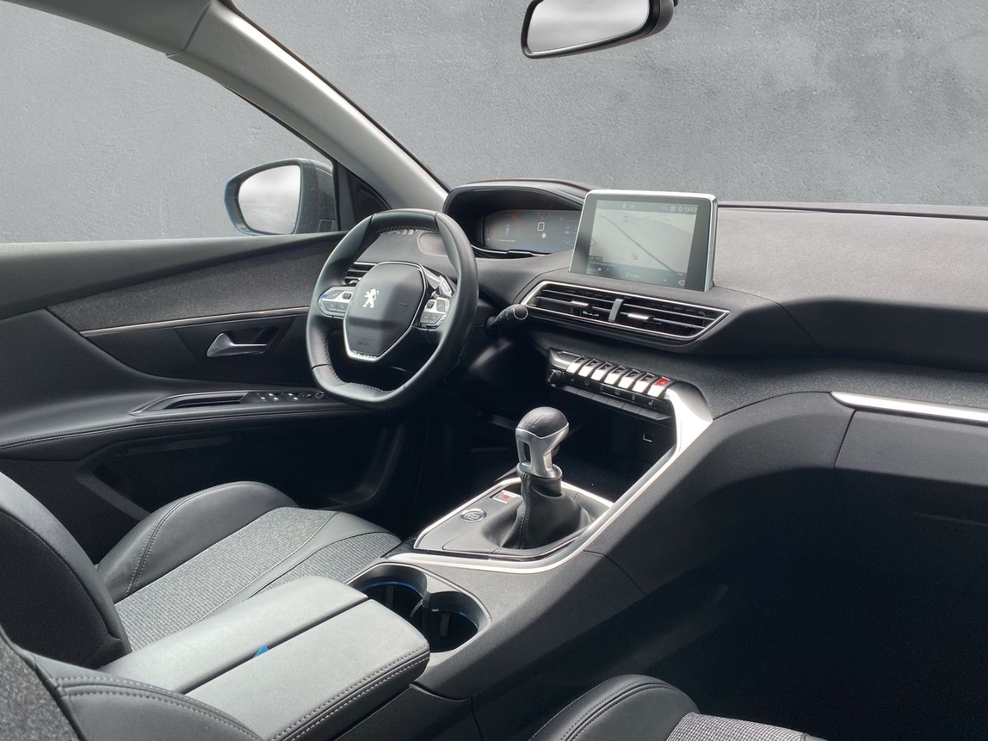 Fahrzeugabbildung Peugeot 5008 Allure 1.5 BlueHDi 130 EU6d-T 7-Sitzer