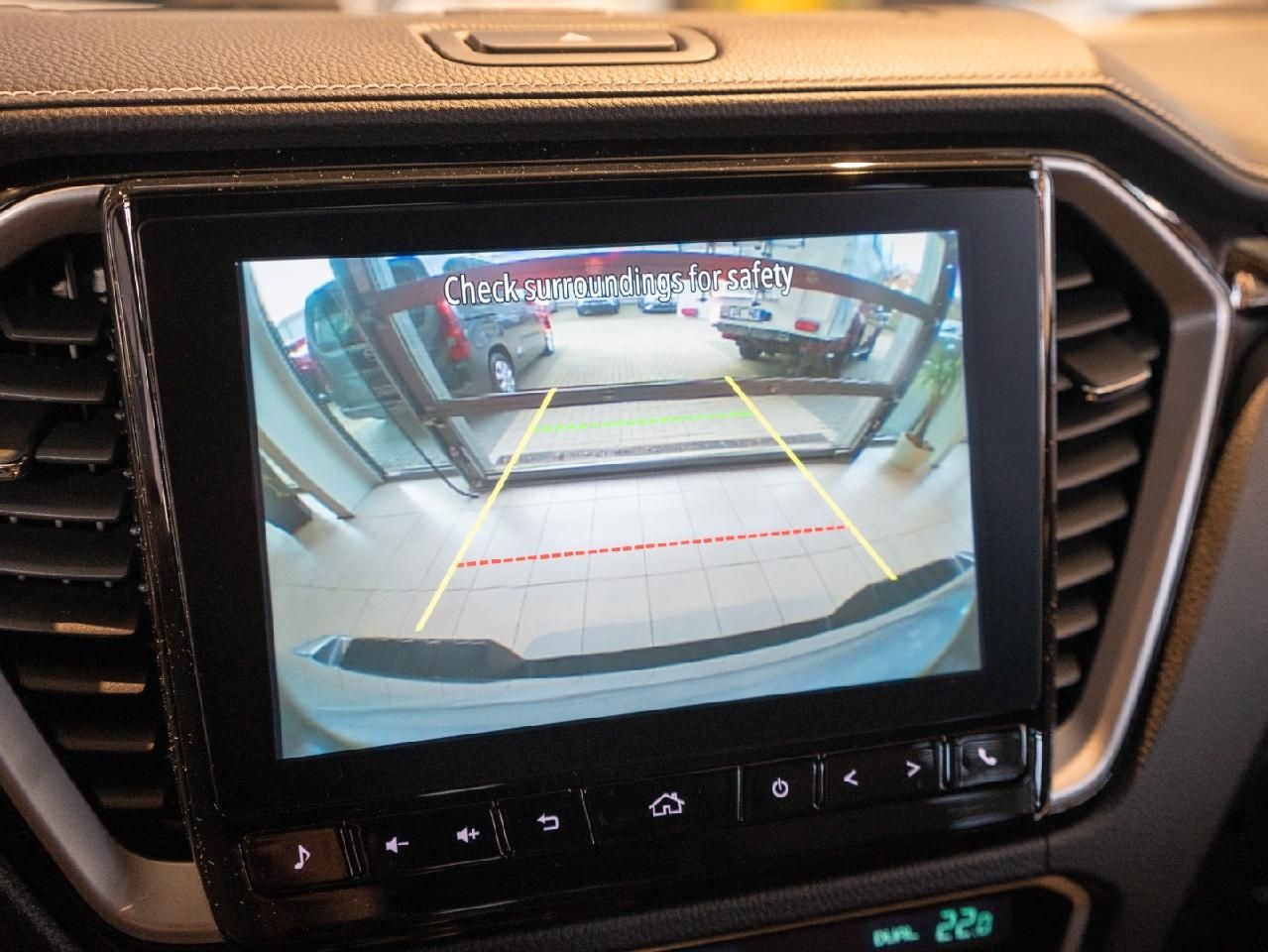 Fahrzeugabbildung Isuzu D-Max Double Cab 4WD V-CROSS