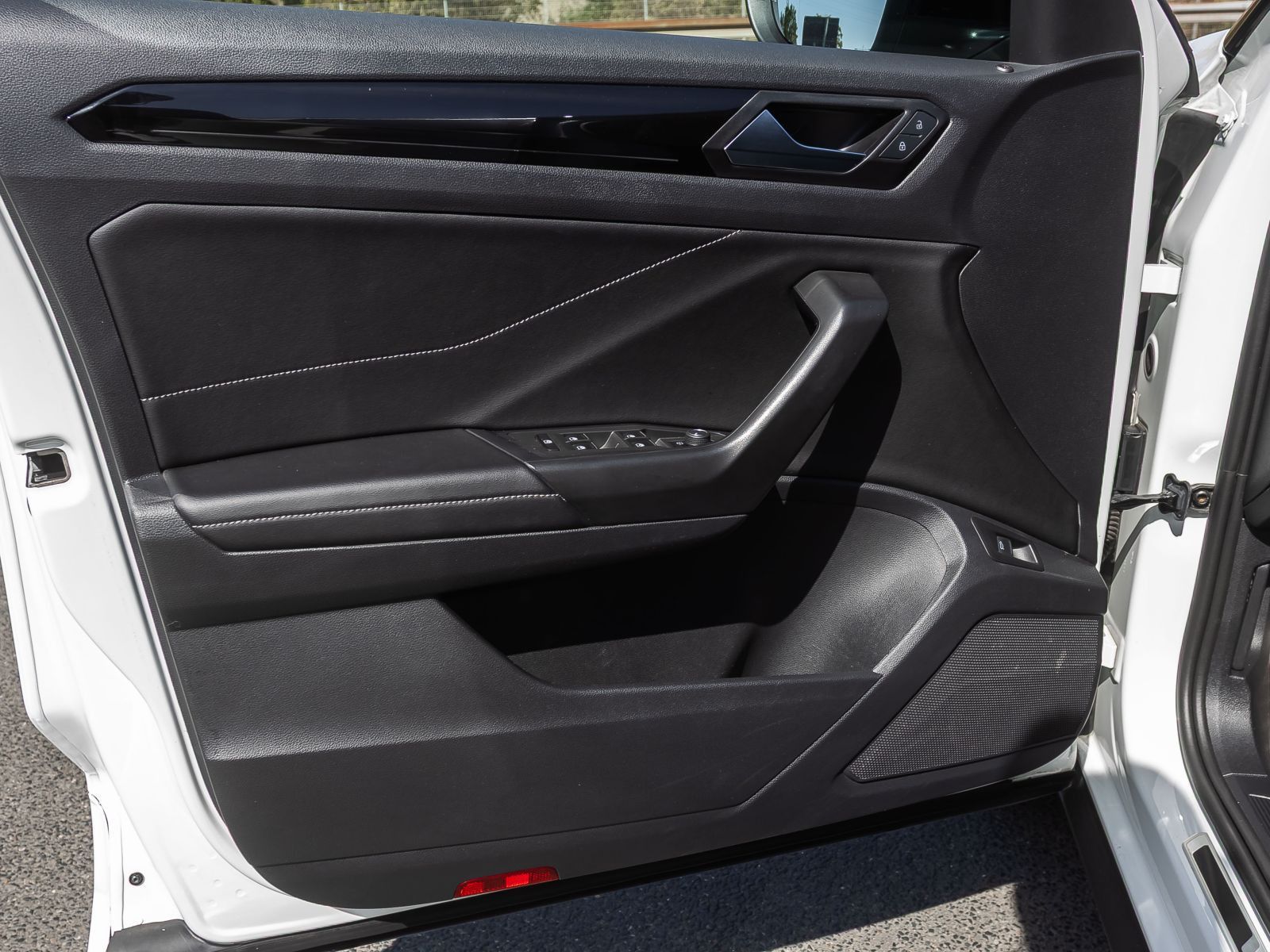 Volkswagen T-Roc - Bild 11