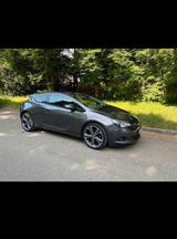 Opel Astra GTC 2.0 CDTI ecoFLEX Edition S/S Edition - Opel Astra aus 2012 mit Diesel-Antrieb: Limousine