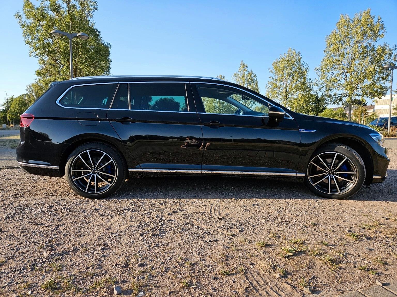 Volkswagen VW Passat Variant GTE | DSG | Navi | LED | ACC