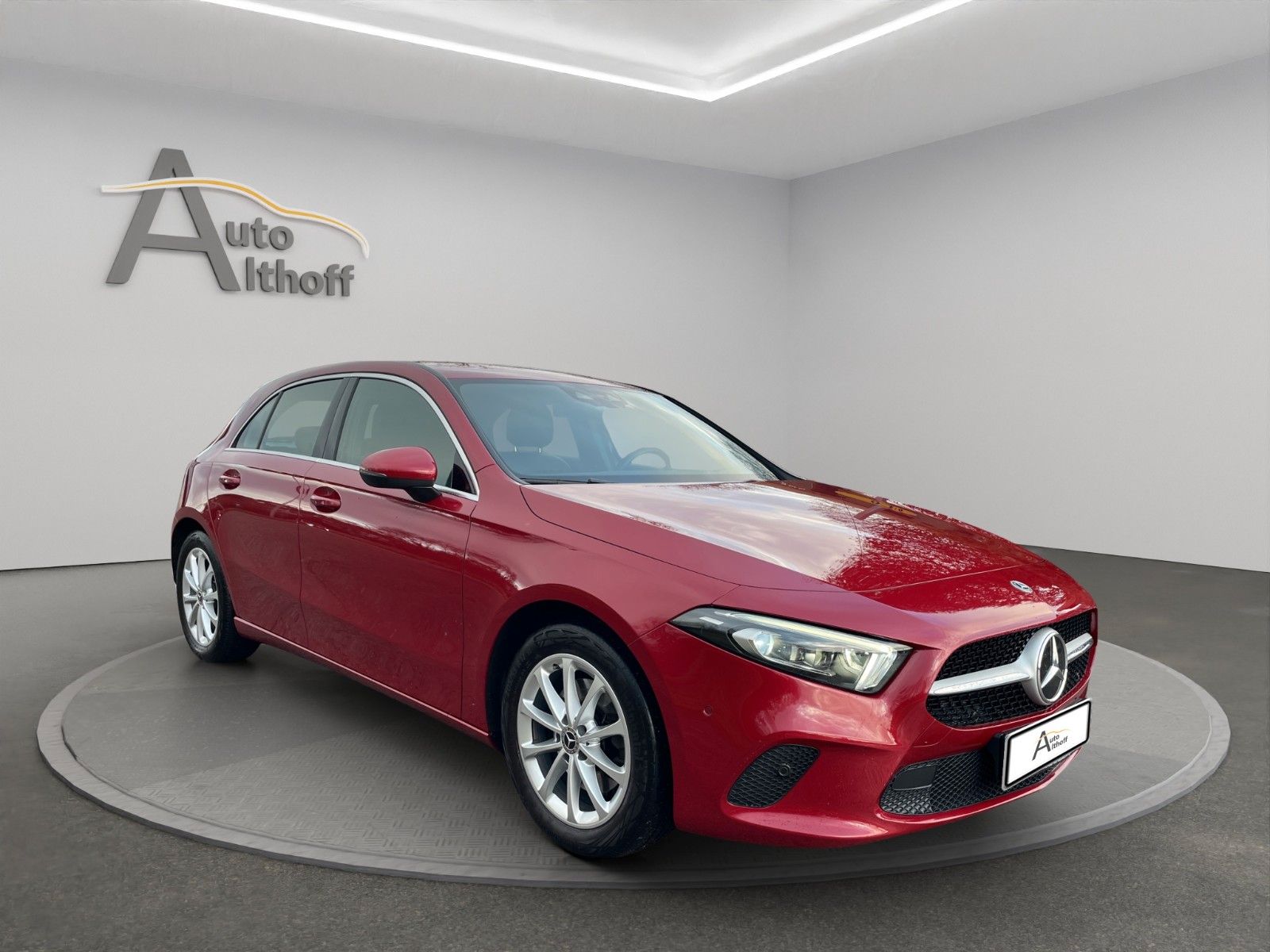 MERCEDES-BENZ A 220 Progressive 4 Matic SHZ NAV TEMP LED AMBIE