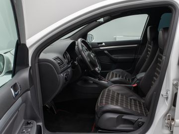 Fahrzeugabbildung Volkswagen Golf V GTI Edition 30 Navi Soundsystem Standhzg