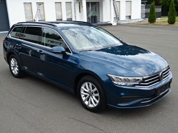 Volkswagen Passat - 8