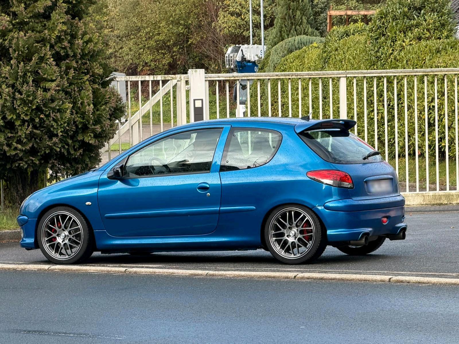 Peugeot 206