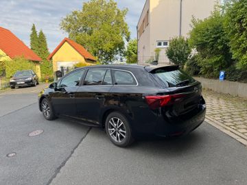 Toyota Avensis - 4