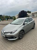 Toyota Auris 1,2 - Toyota Auris in Berlin