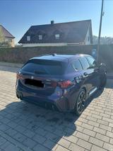 BMW 120 M-Sport Exterieure und Interieur Umfänge  - BMW: Violett