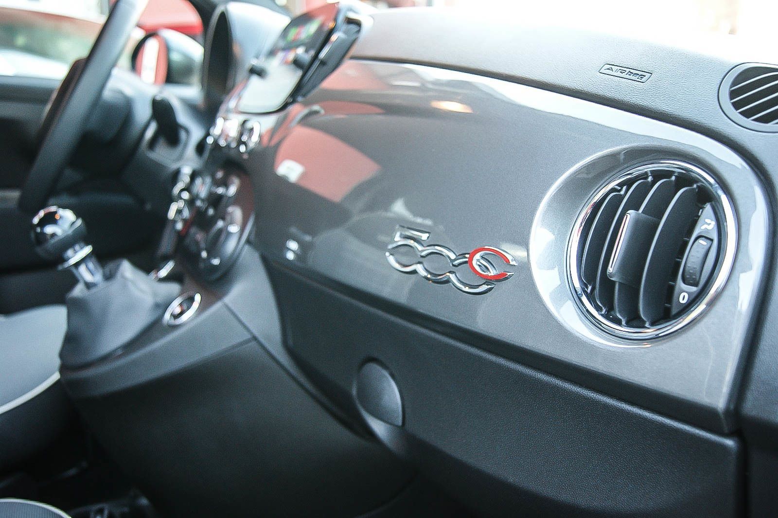 Fahrzeugabbildung Fiat 500 C 1.0 GSE N3 Hybrid Lounge CARPLAY E-VERDECK