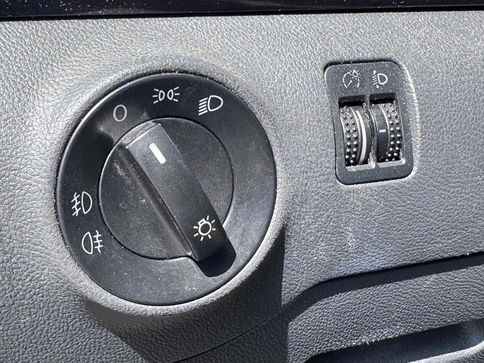 Fahrzeugabbildung Volkswagen SHARAN 1.9 TDI TRENDLINE/8xBEREIFUNG