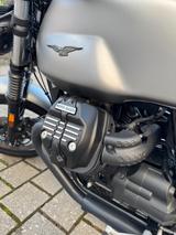 Moto Guzzi V7 IV Stone E5 Grau - Moto Guzzi V7 Stone