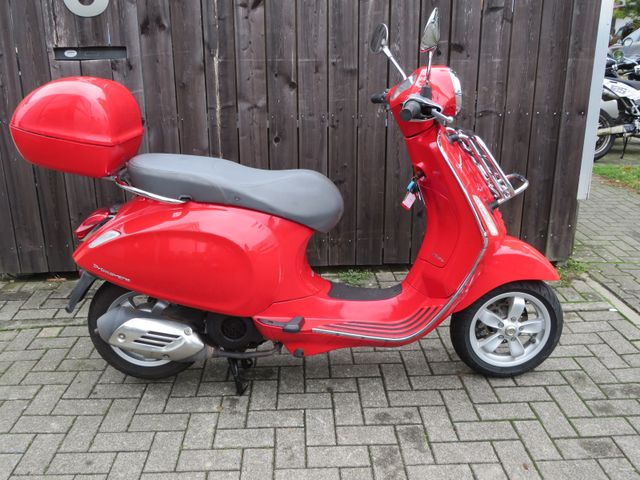 Vespa Primavera 125