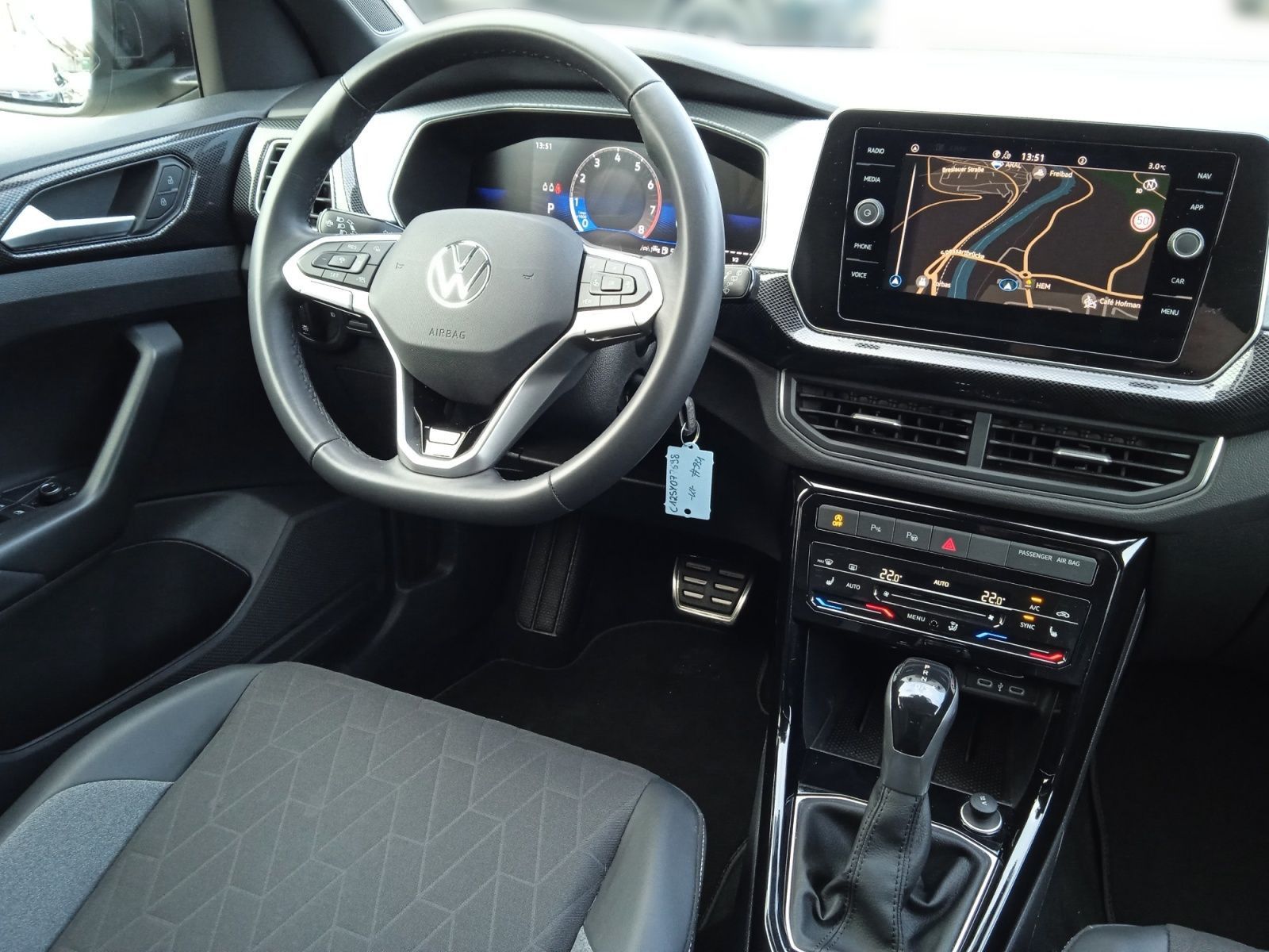 Volkswagen T-Cross - Bild 11