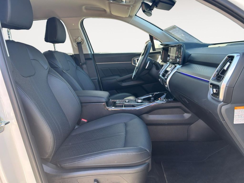 Fahrzeugabbildung Kia Sorento 1.6T-GDI Hybrid AWD OPF Aut. Spirit Driv