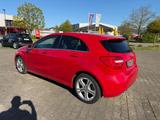 Mercedes-Benz A 200 Urban *Navi*Kamera*Xenon*AHK* - Mercedes-Benz A 200: Limousine