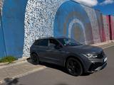 Volkswagen Vw Tiguan R-Line (Vollausstattung) - Volkswagen Tiguan: Vollausstattung