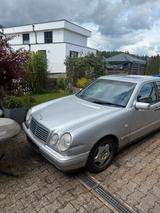 Mercedes-Benz W210 E240 Schalter - gebrauchte Mercedes-Benz E 240 aus dem Jahr 1998