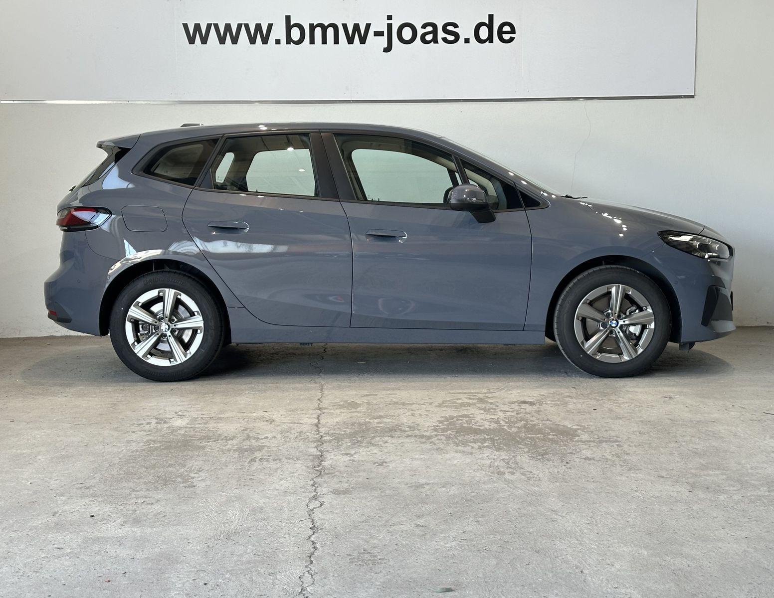 Fahrzeugabbildung BMW 220i Active Tourer AHK Widescreen Display