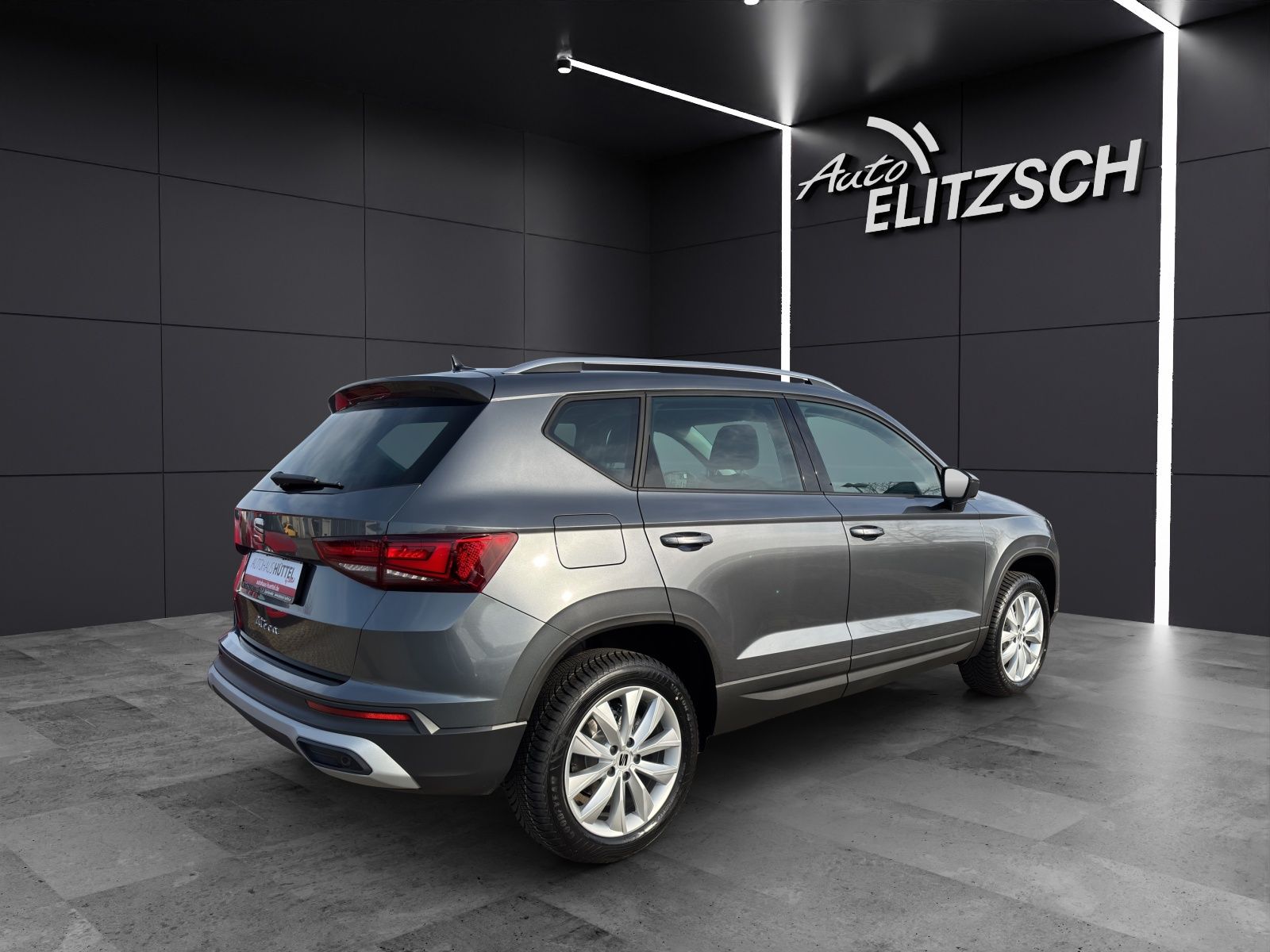 Fahrzeugabbildung SEAT Ateca Road Edition 1,5 TSI DSG GJR Kessy