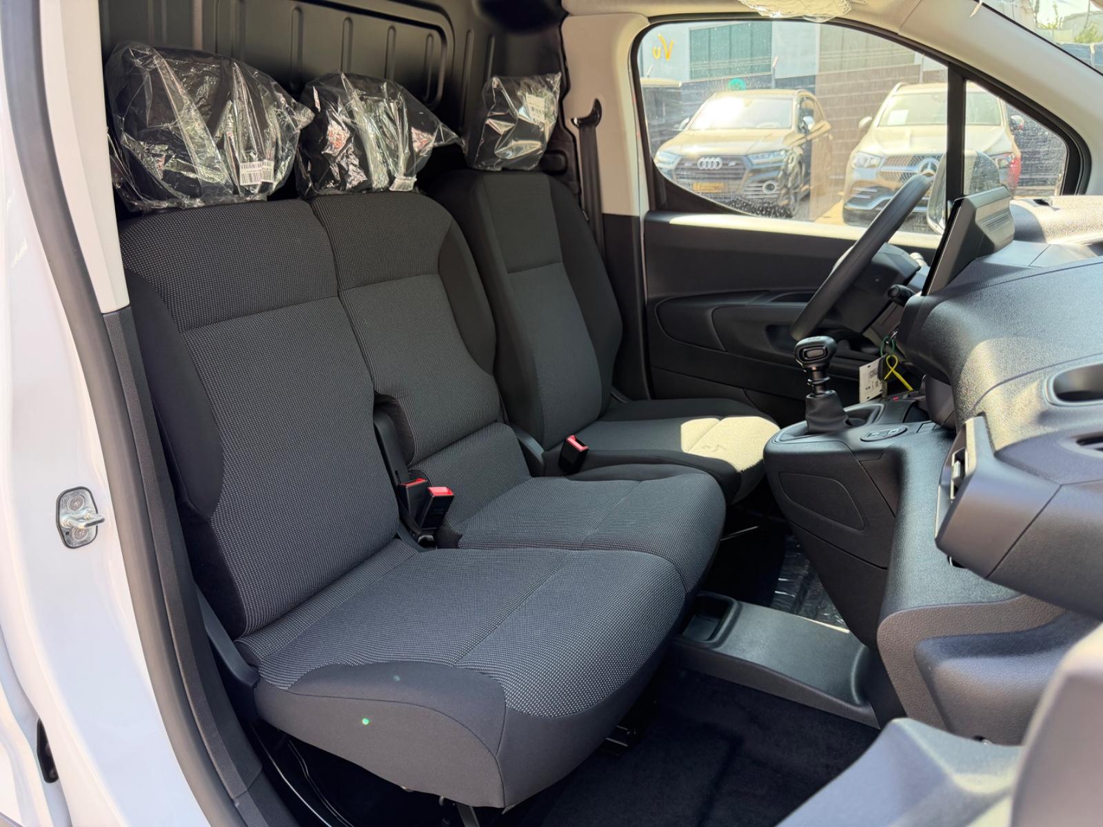 Citroën BERLINGO KASTEN L1H1/M *JAHRESWAGEN*NAVI*KLIMA*