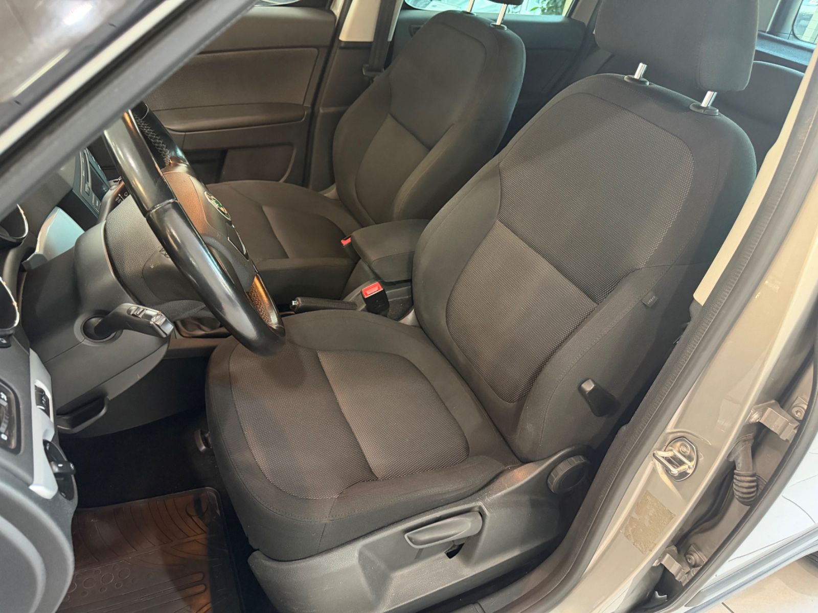 Fahrzeugabbildung SKODA Yeti Ambition Plus Edition