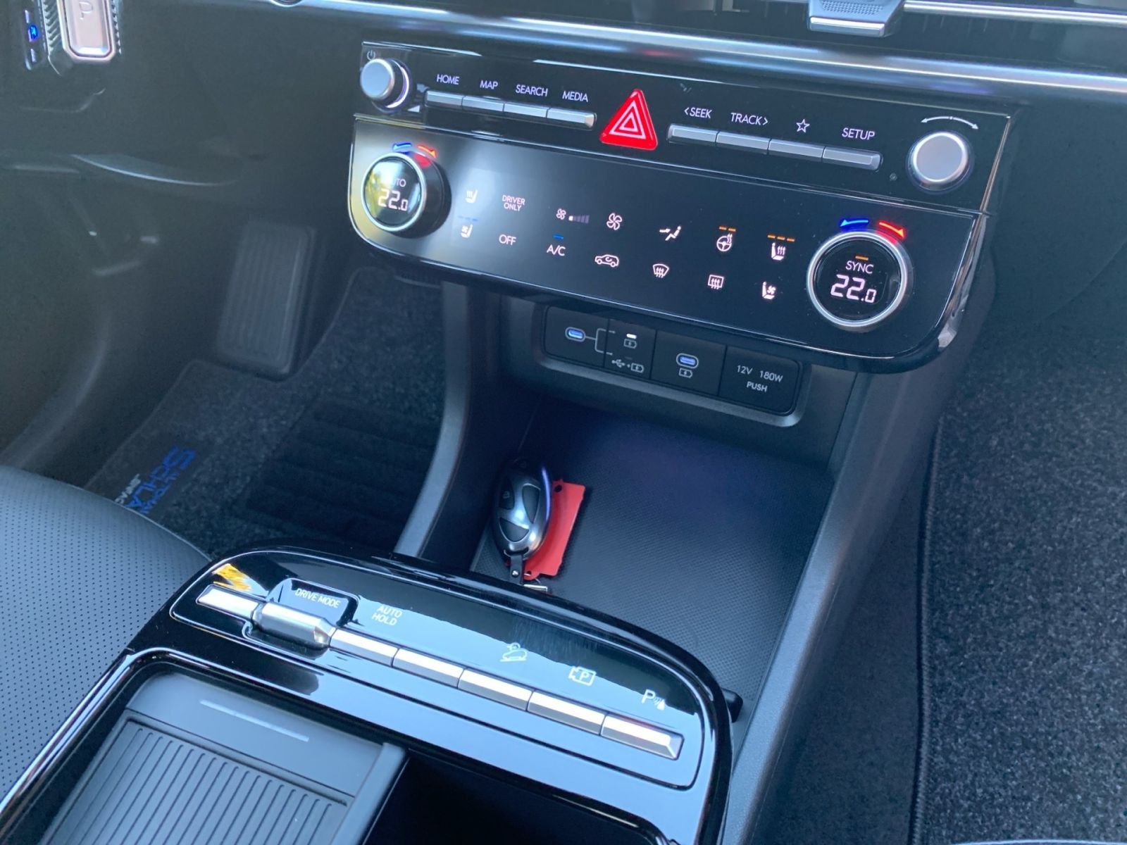 Fahrzeugabbildung Hyundai TUCSON 1.6 T-GDI Prime Hybrid Digital Key