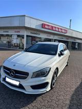 Mercedes-Benz Mercedes CLA 180 AMG Line - Mercedes-Benz CLA 180 in Mönchengladbach