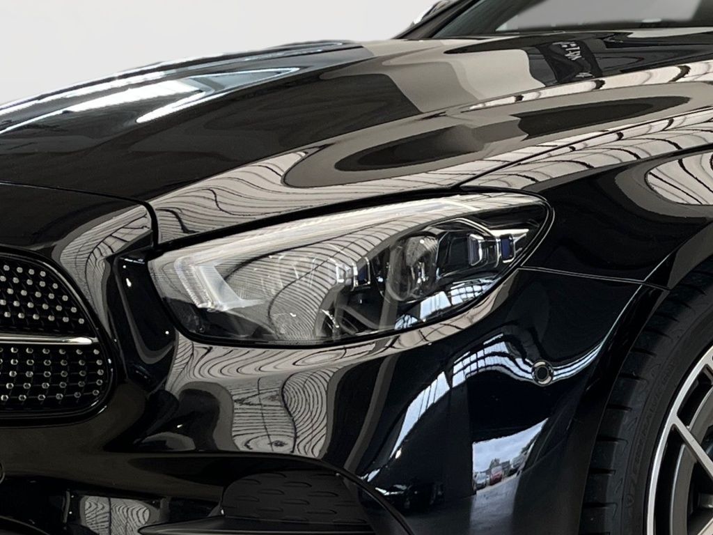 Fahrzeugabbildung Mercedes-Benz E 400 dT 4M AMG AHK Totwi. LED SHZ Sport Ambie.