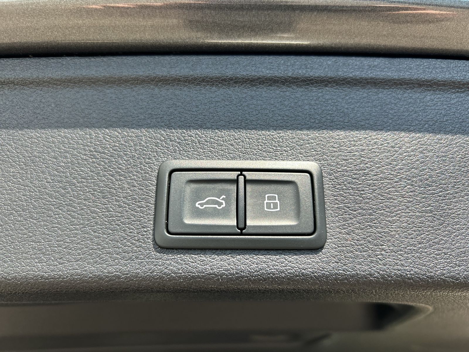 Audi S4 - Bild 17
