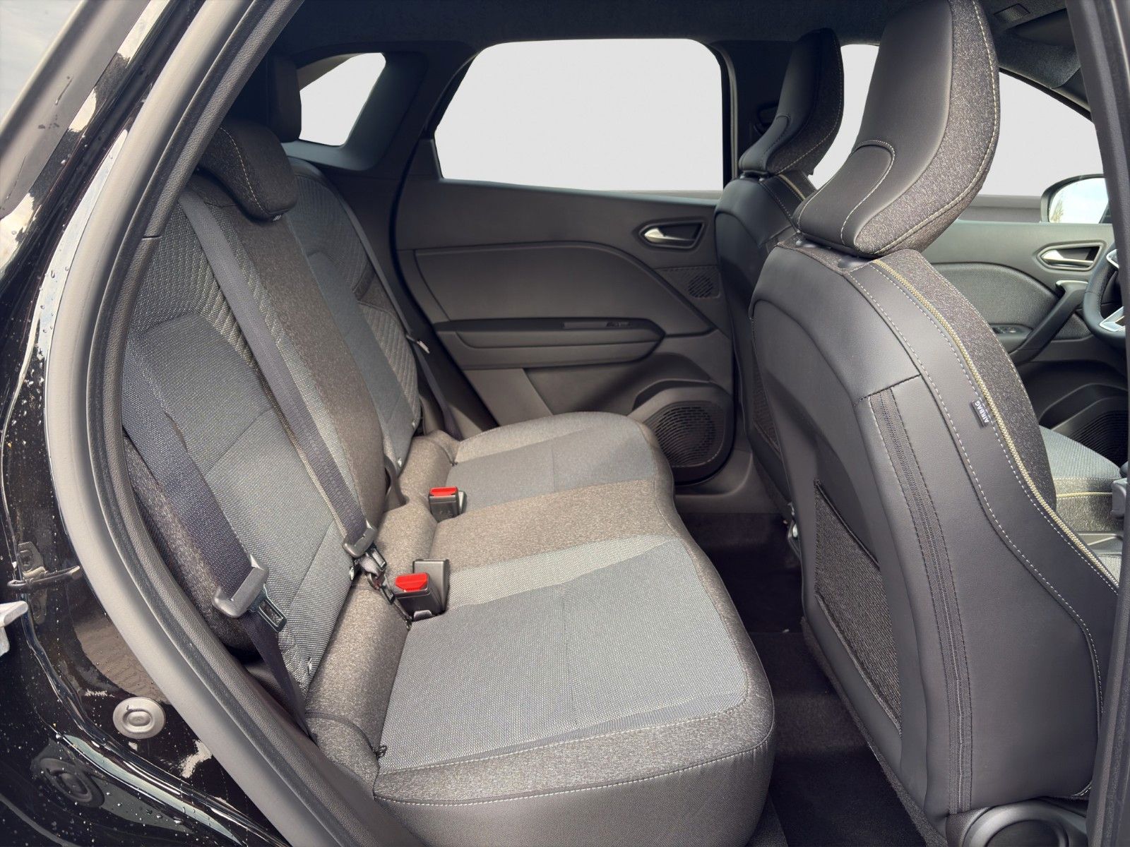 Fahrzeugabbildung Mitsubishi Grandis  Edition 1,8 l HEV-AT  *TAGESZULASSUNG*