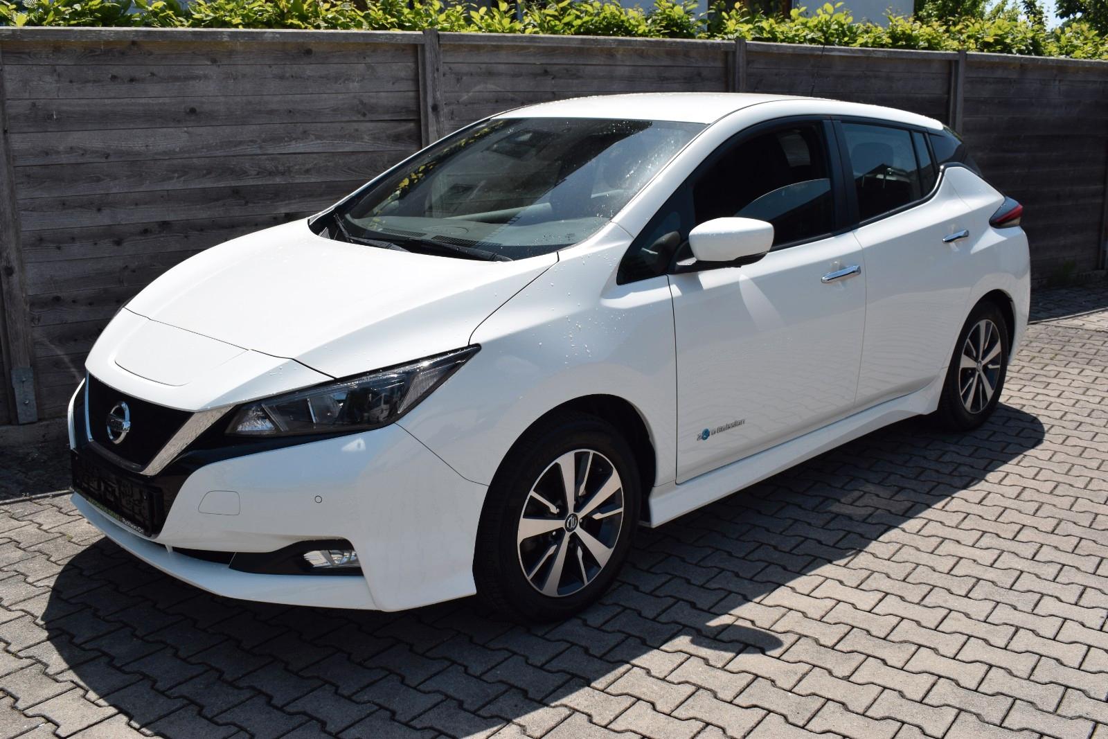 Nissan Leaf Acenta 40 kWh aus 2.Hand