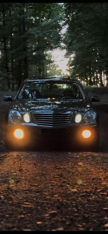 Mercedes-Benz E 320