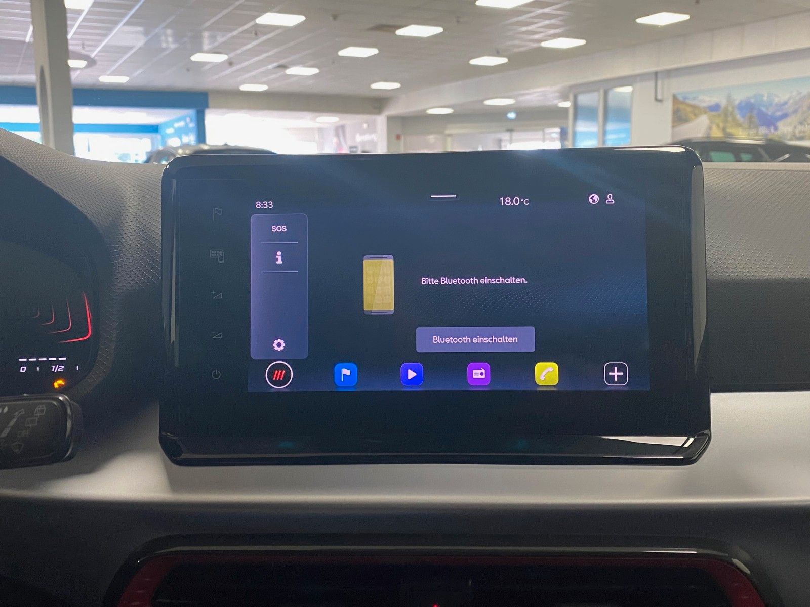 Fahrzeugabbildung SEAT Arona FR 1.0 TSI+NAVIGATION+ALLWETTER+WIRELESS+