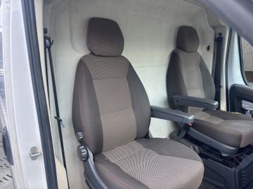 Fiat Ducato 2.3 Kasten 35 130 L3H2 Hoch+Lang, Bild 14
