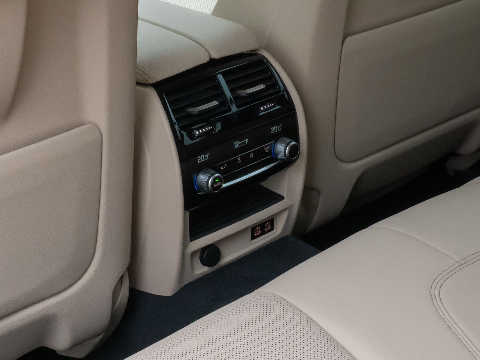 Fahrzeugabbildung BMW 530e Laser 360° HUD DAB H/K Komfort Alarm Sport