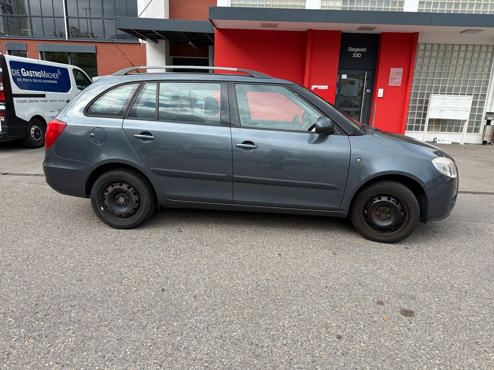 Skoda Fabia 2008 — engine 69 HP (51kW)