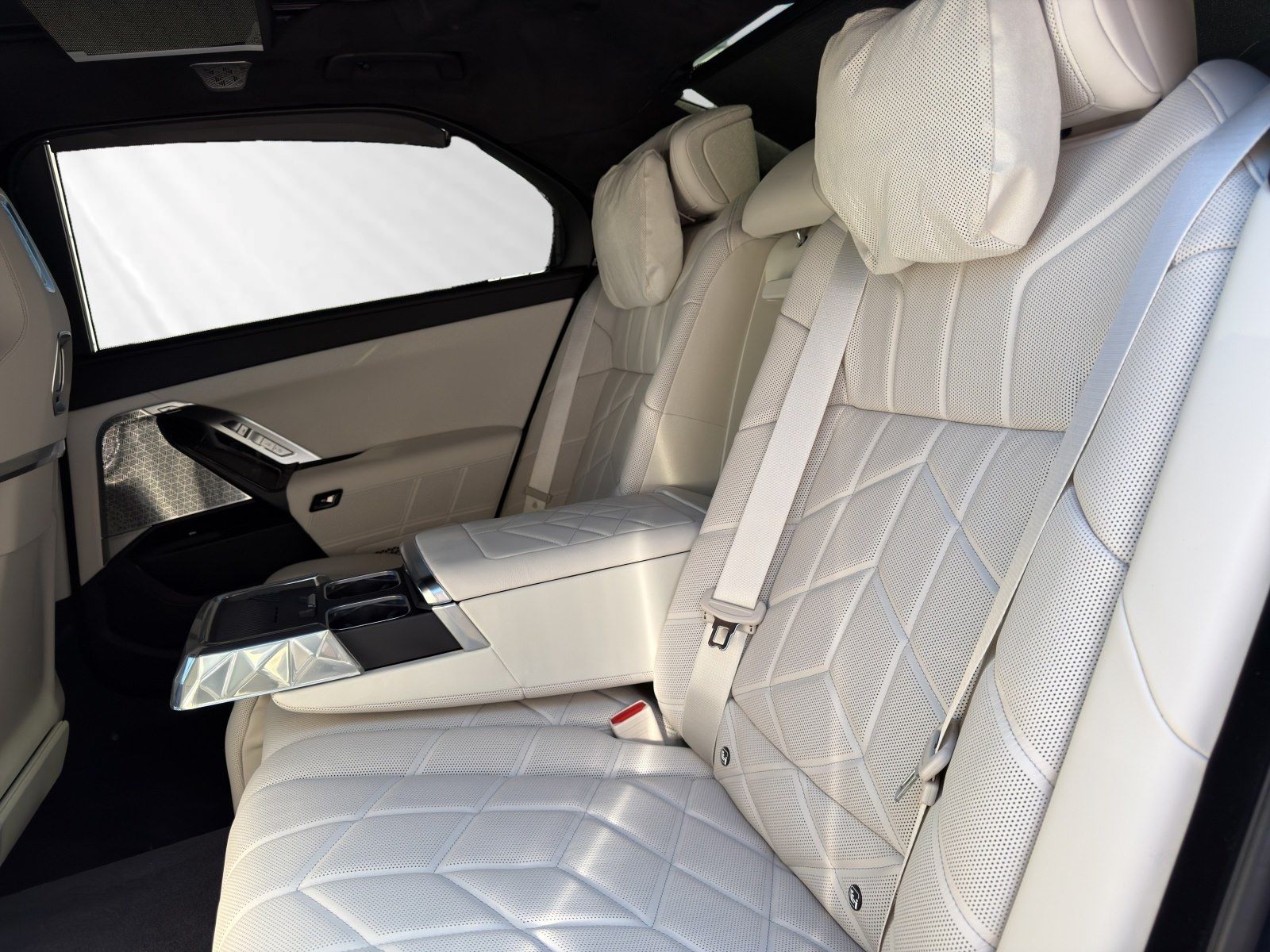 BMW i7 - Bild 23