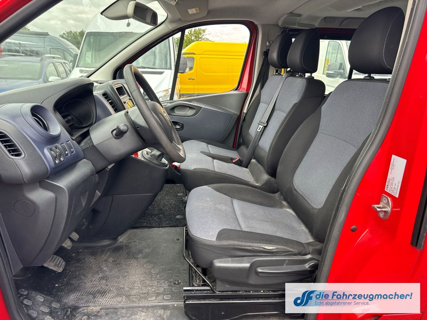 Fahrzeugabbildung Opel Vivaro B Kombi Combi 9Si. L1H1 2,7t *2672 *EXPOR