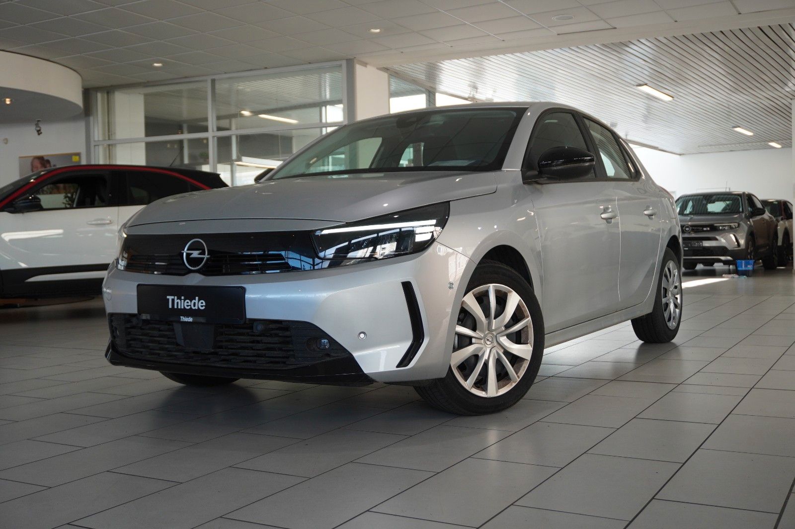 Fahrzeugabbildung Opel Corsa F 1.2 FACELIFT NAVI/LED/KAMERA/VIRTU./SHZ