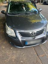 Toyota avensis 2011 - Toyota Avensis in Mainz