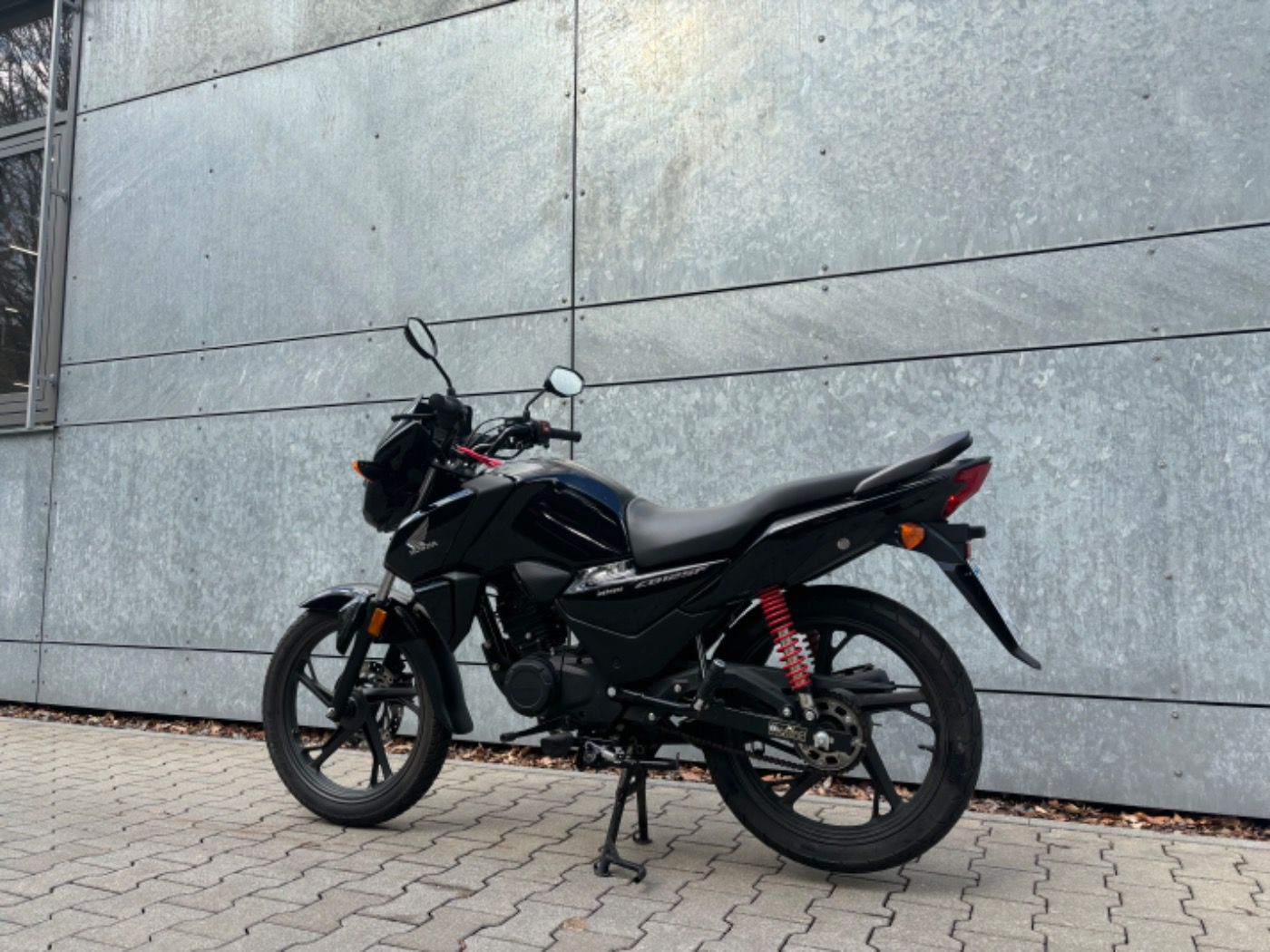 Fahrzeugabbildung Honda CBF 125 Garantie