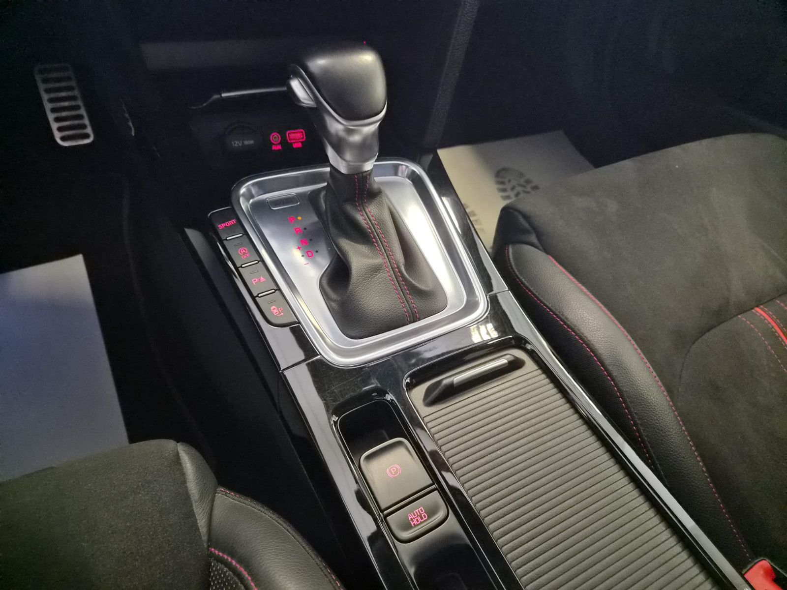 Fahrzeugabbildung Kia pro cee'd / ProCeed GT/ JBL / GEPFLEGT