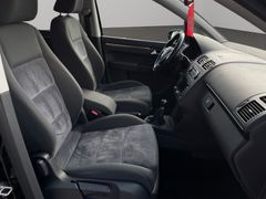 VW Touran Highline AHK|8xBereift|SHZ|Klima|PDC|MFL